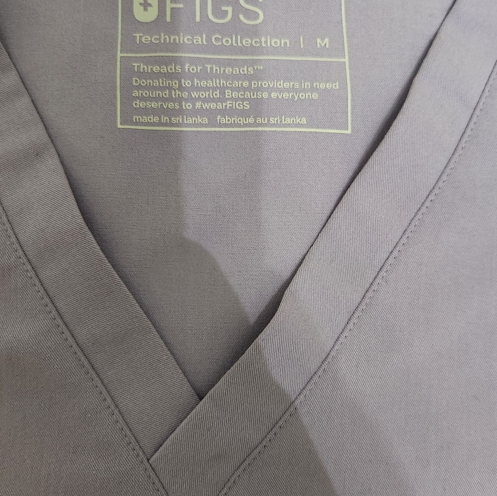 Figs Catarina Scrub Top- Lavander Dew Color.